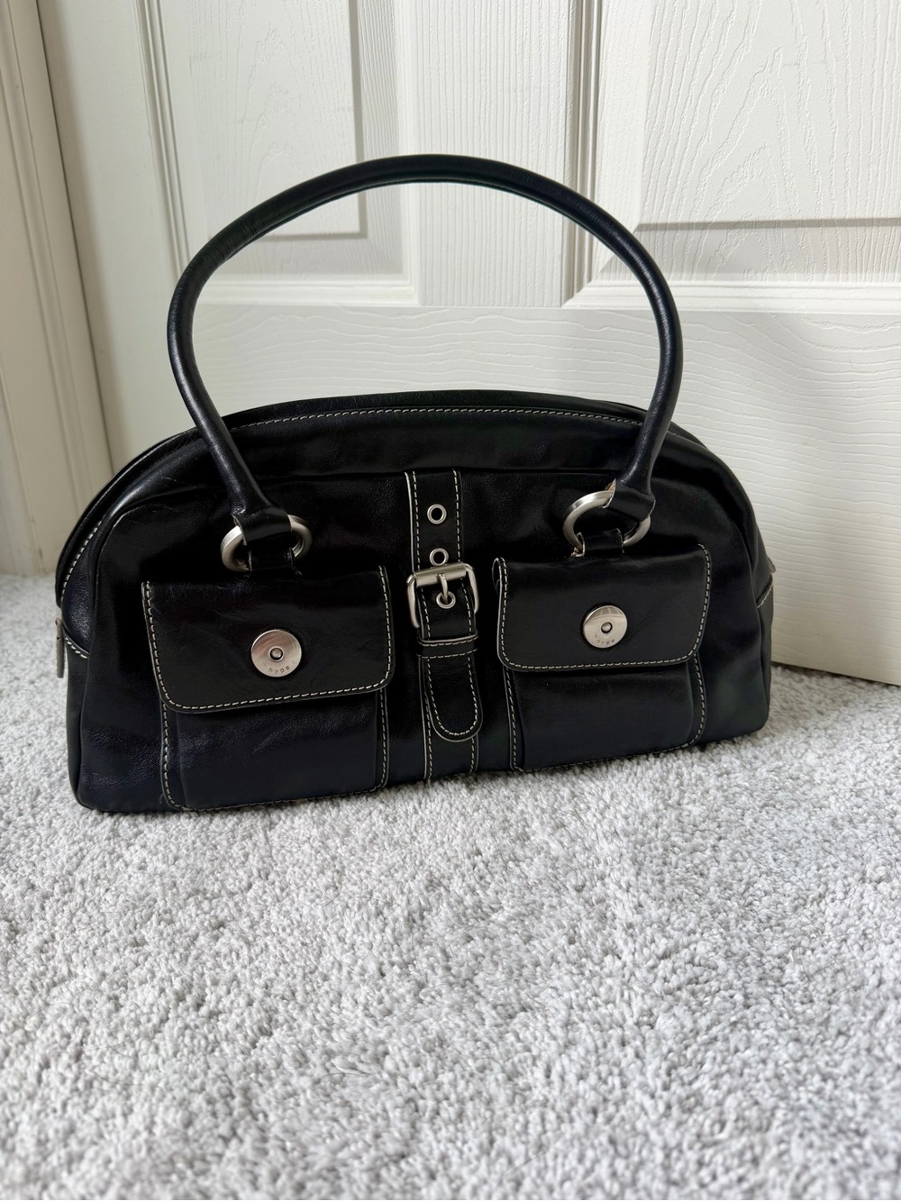 Vintage Y2K Hype Genuine Leather Black Shoulder Bag - Double Front Pockets